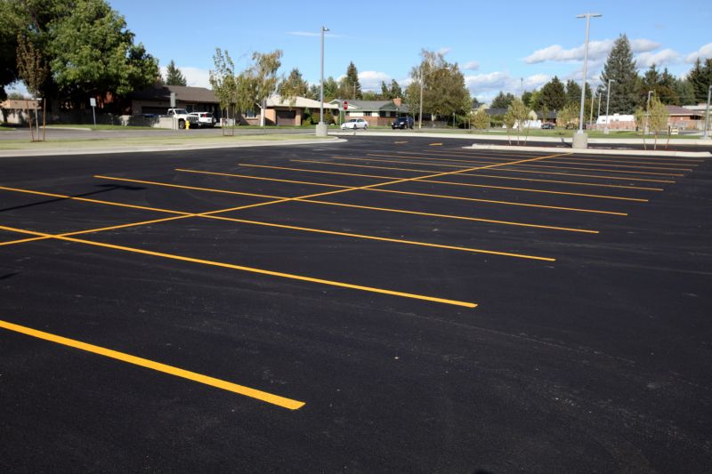 Discounted Parking Lot Maintenance