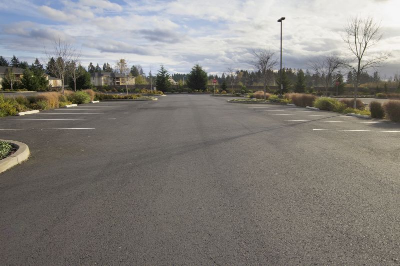 Preparing Commercial Pavement For Professional Asphalt Sealing